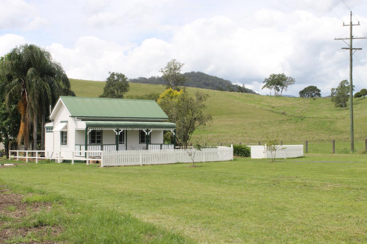 The Dollhouse Cottage Horseshoe Creek Экстерьер фото