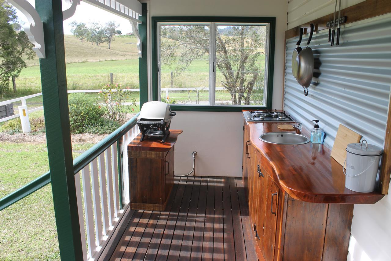 The Dollhouse Cottage Horseshoe Creek Экстерьер фото